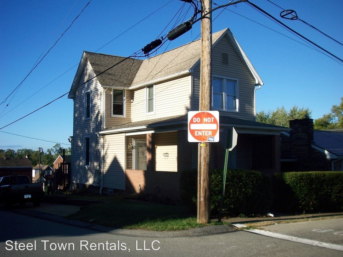 640 Pittsburgh St, East McKeesport, PA 15035 House Rental in