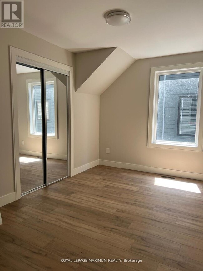 Building Photo - 47 Rockcliffe Blvd