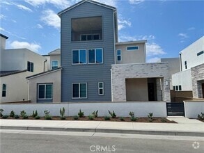 Building Photo - 182 Proctor