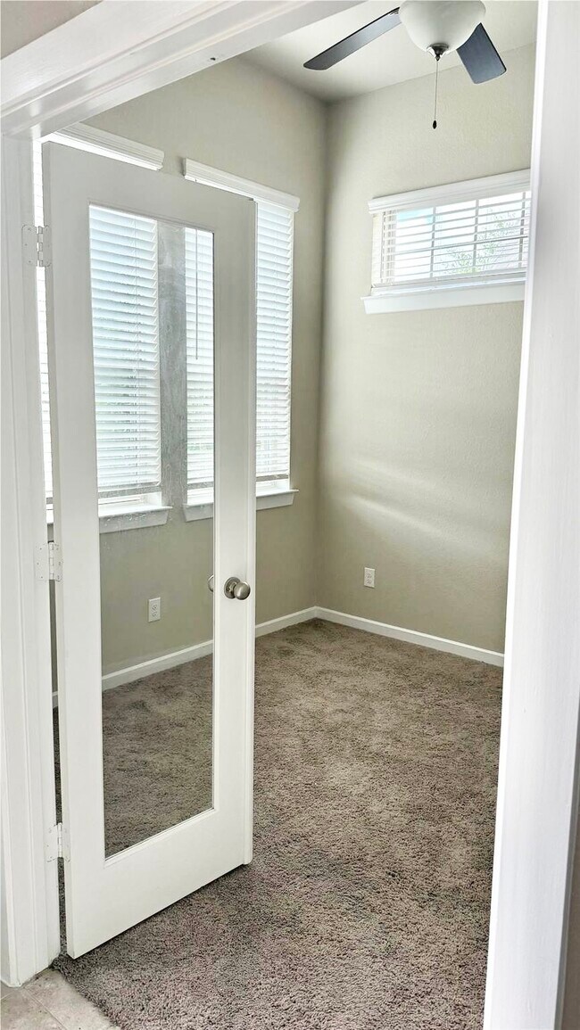 Foto del edificio - 16018 Muster Oak Dr