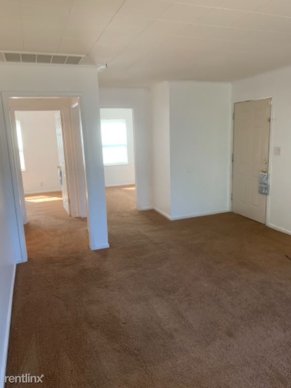 Primary Photo - 3 br, 1 bath House - 1315 N Yale Ave
