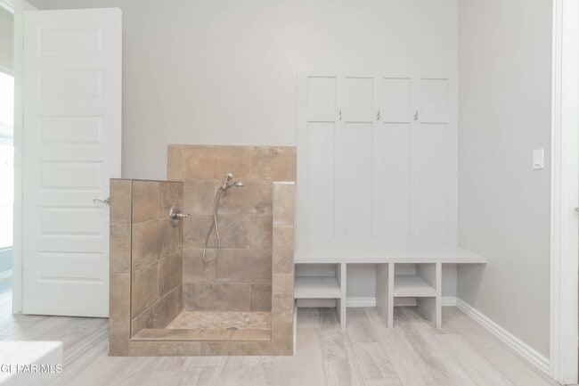 Foto del edificio - 864 Lemington St