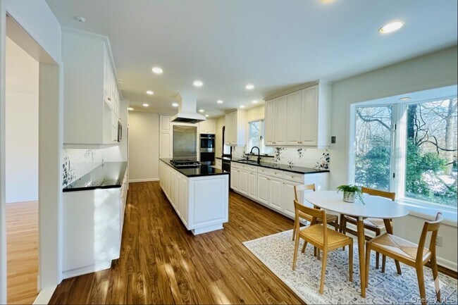 Foto del edificio - 164 Rock Creek Ln