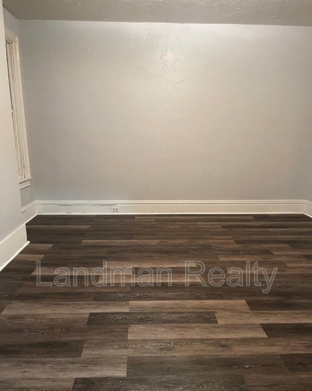 Building Photo - 363 2nd St