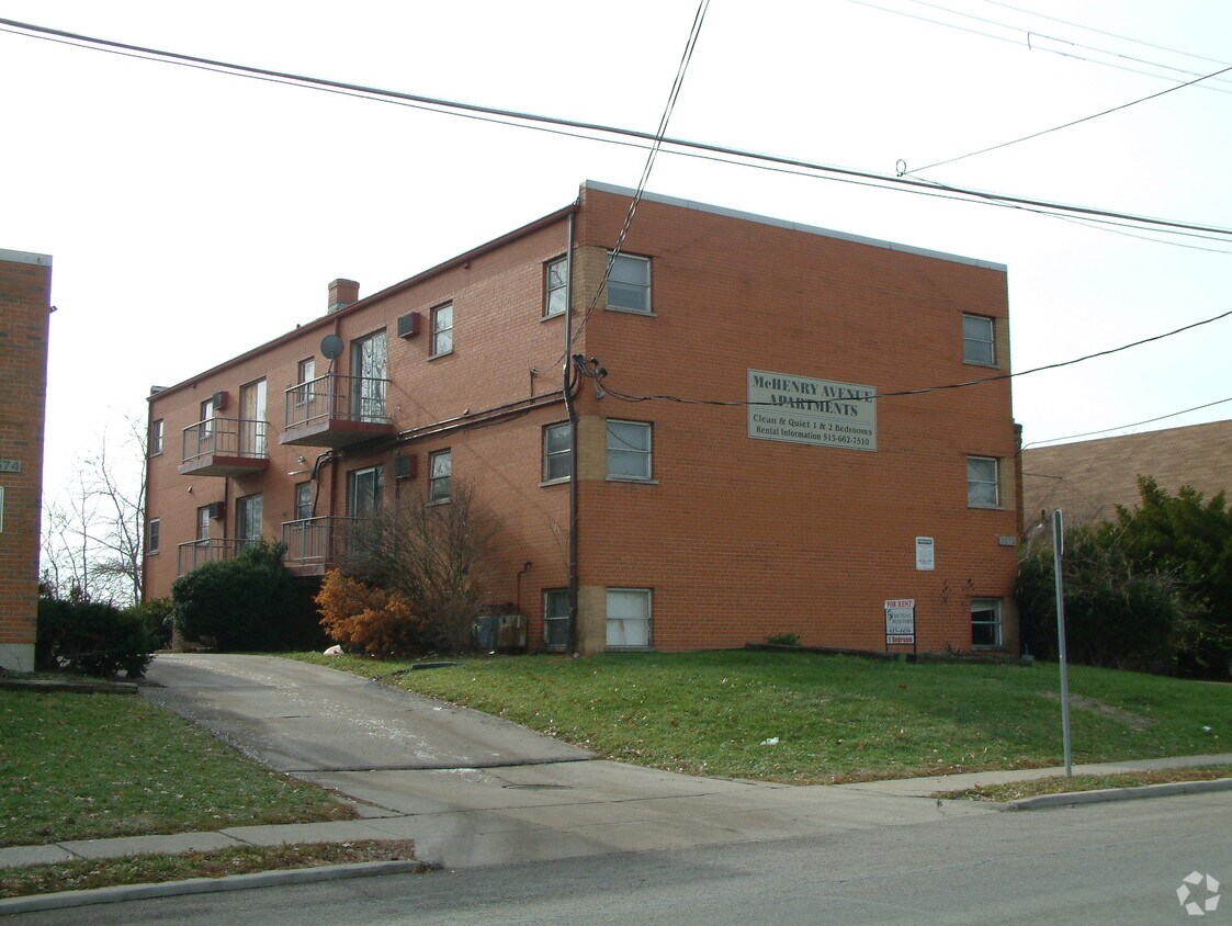 Foto principal - 3570-3574 McHenry Ave