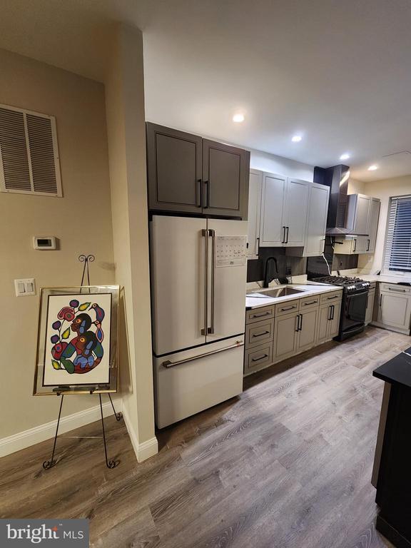 Foto del edificio - 3504 Woodbrook Ave