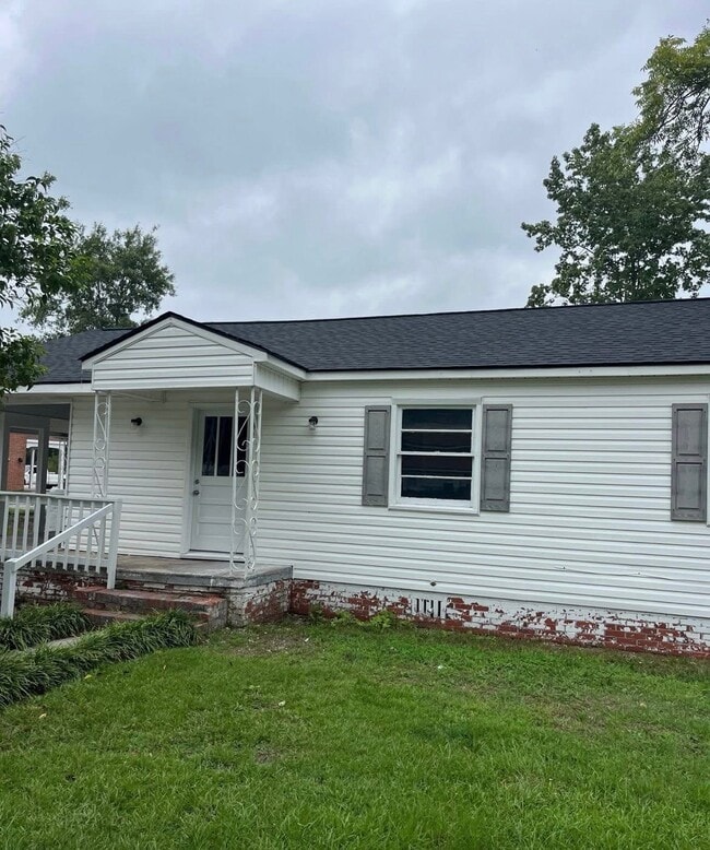 Building Photo - 501 Owens St