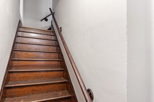 Foto del edificio - 5352 Itaska St