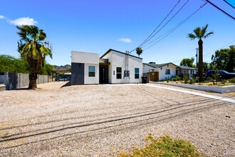 Building Photo - 9507 N 12th St