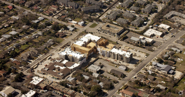 Aerial Photo - Franklin Park at Alamo Heights