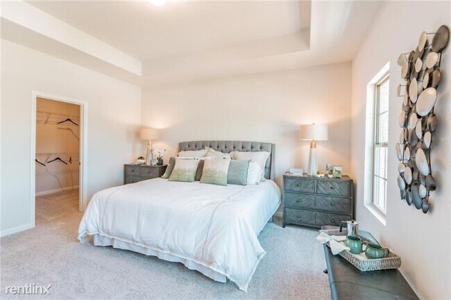 Foto del edificio - 4 br, 3.5 bath Townhome - 3357 Evermore Pkwy