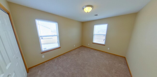 Foto del edificio - 3D Tour Available - Washer & Dryer Include...