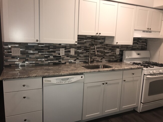 New kitchen - 4614 Silverwood St