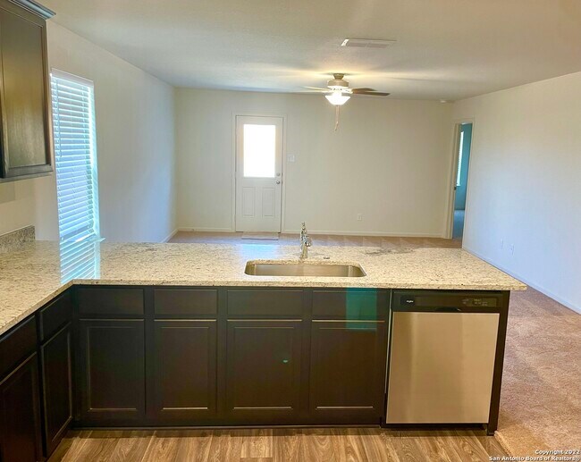 Building Photo - 11023 Chatham Ct