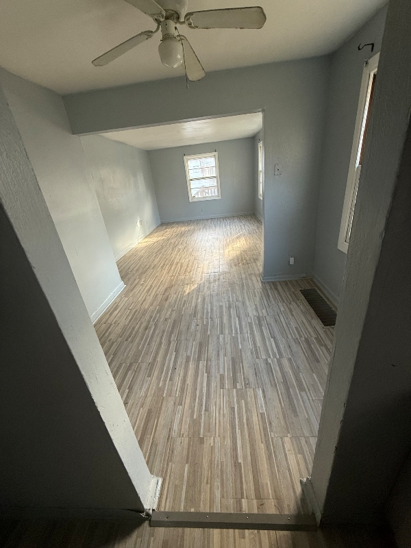 Photo - 10112 Cloverdale Dr House