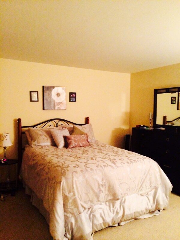Foto del edificio - 129 White Oak Ct