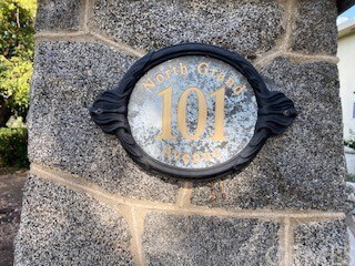 Foto del edificio - 101 N Grand Ave