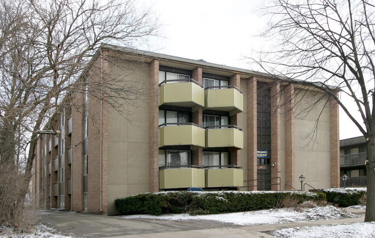 Heritage House Apartments in Ann Arbor, MI