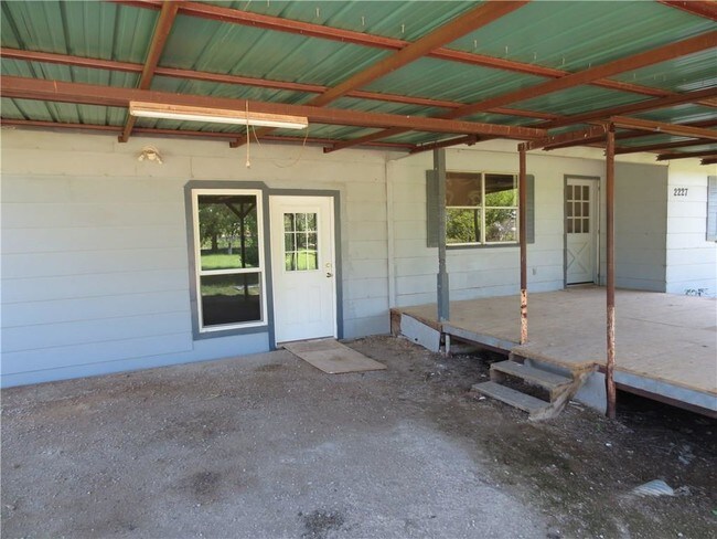 Building Photo - 2227 Riney Rd