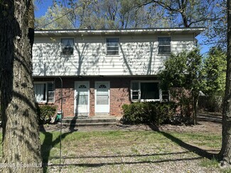 Building Photo - 225 B Osborne Rd