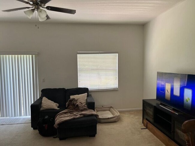 Building Photo - 3 bedroom 2.5 Bath Timber Pointe Avalon Pa...