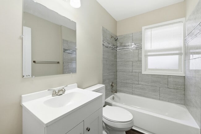 Foto del edificio - 3360 Edgeworth St