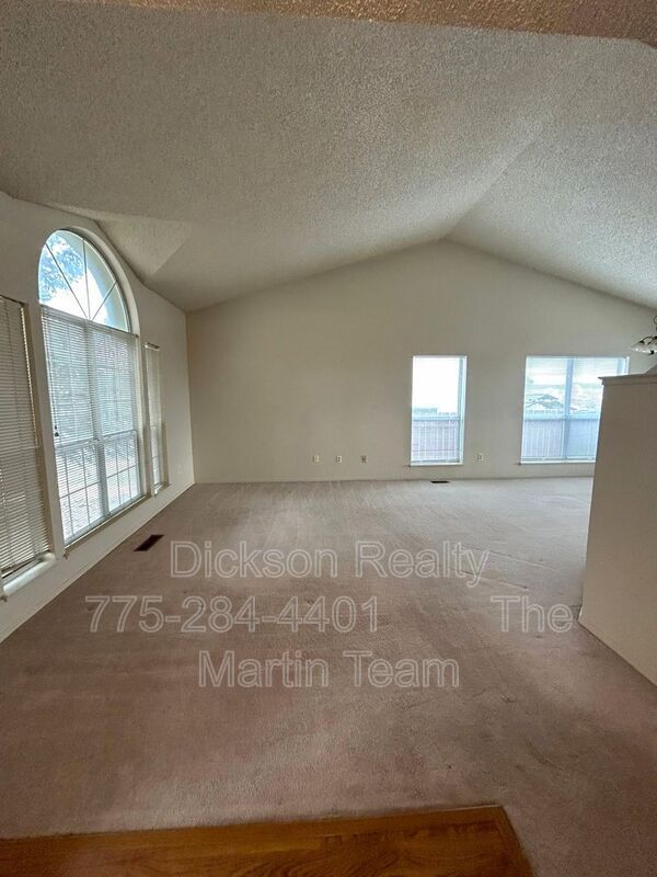 Foto del edificio - 956 Edgecliff Dr