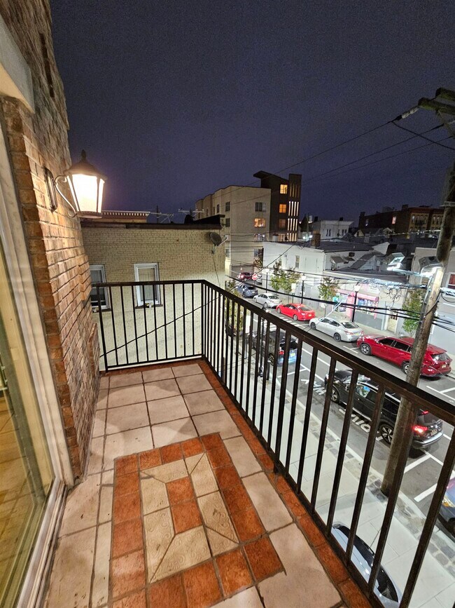 Foto del edificio - 2707 Central Ave