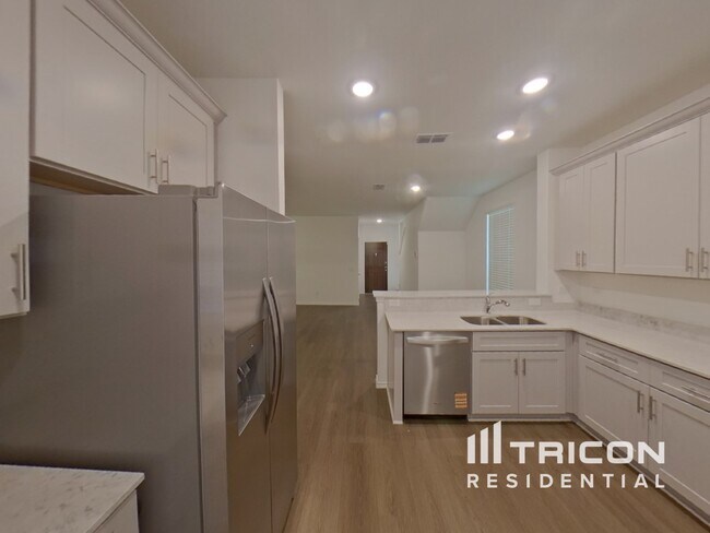 Foto del edificio - 2415 Carlow Ln