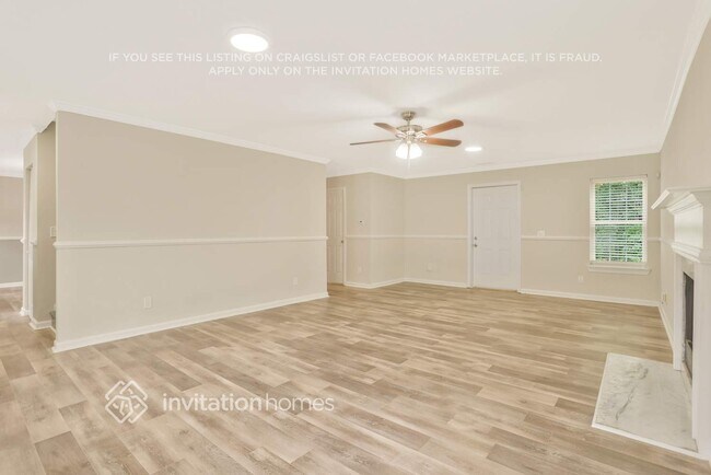 Building Photo - 4004 Melvin Dr SW