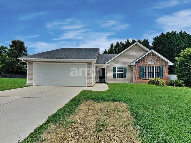 Building Photo - 120 Birch Hill Ct