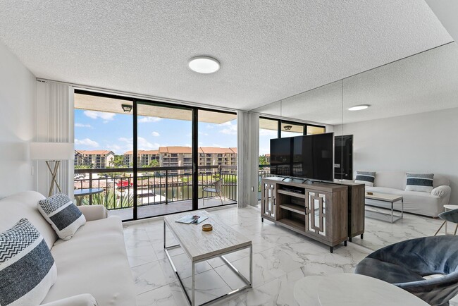 Foto del edificio - 2301 Marina Isle Way
