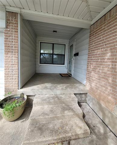 Building Photo - 738 Hawthorne Ln