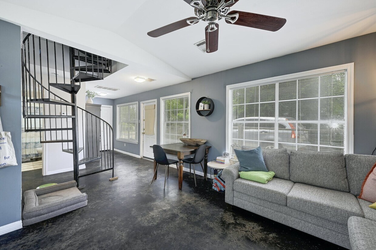 Foto principal - 1811 W 39th St