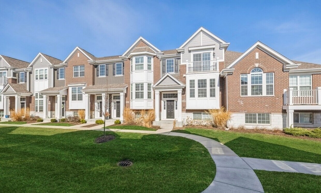 2917 Madison Dr, Naperville, IL 60564 Townhome Rentals in Naperville