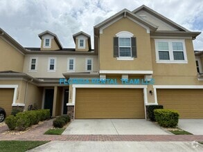 Building Photo - 13504 Fountainbleau Dr