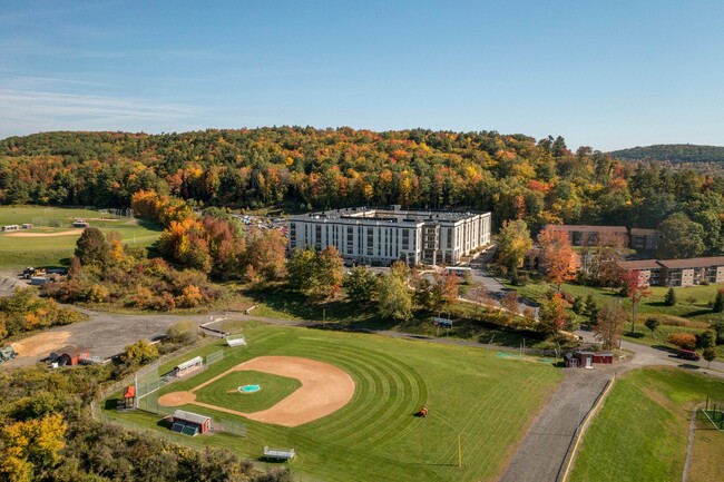 Building Photo - Hillside Commons