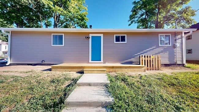 Photo - 2803 Boulevard Pl House