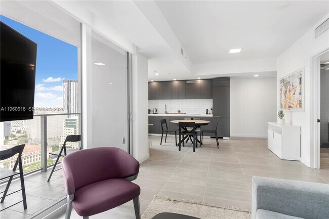 Building Photo - 227 NE 2nd St