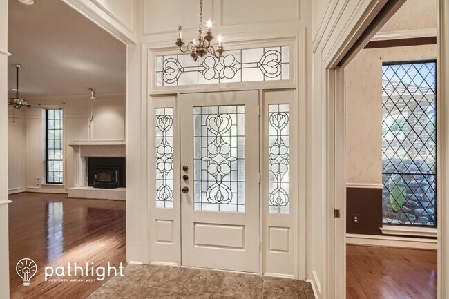 Foto del edificio - 830 Mill Creek Cir