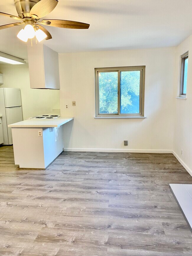 1416 San Luis Dr Unit D, San Luis Obispo, CA 93401 Apartments in San