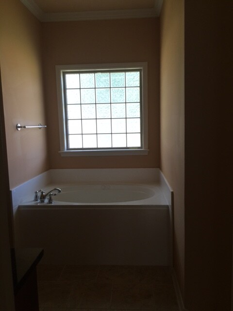 Foto del edificio - 110 Hawthorne Dr