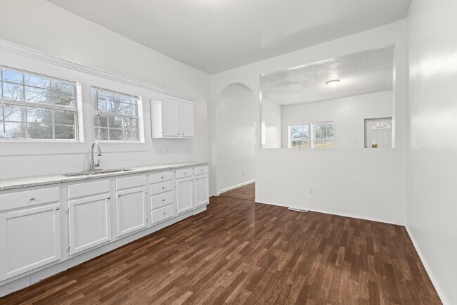 Foto del edificio - 5722 Terrace Ave