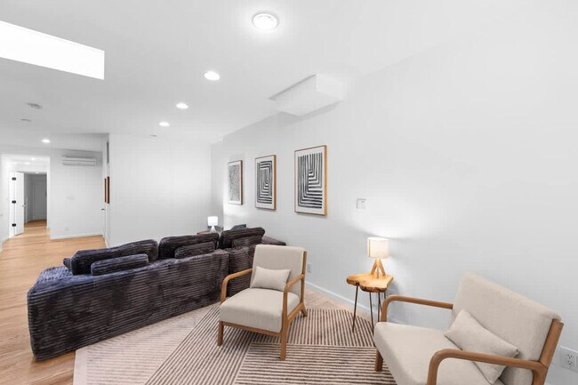 Foto del edificio - 103 1st Ave