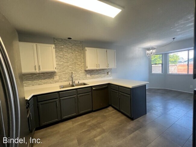 Building Photo - 3 br, 2 bath House - 3329 F ST