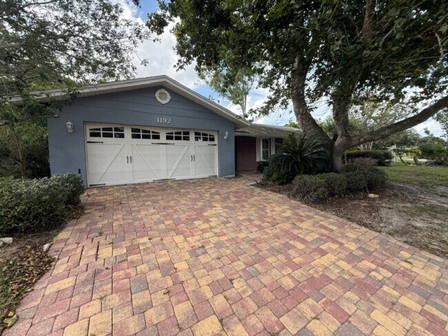 Building Photo - 1192 Lady Susan Dr