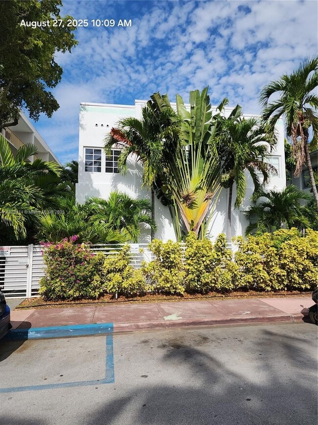 Building Photo - 1550 Meridian Ave
