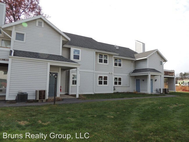 Building Photo - 984 Burdeck St