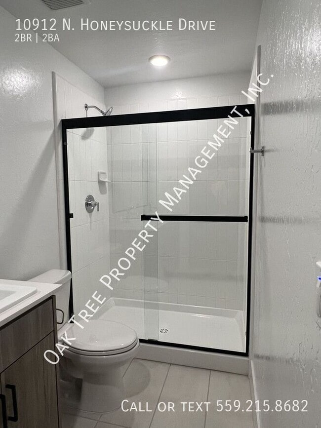 Building Photo - 10912 N Honeysuckle Dr