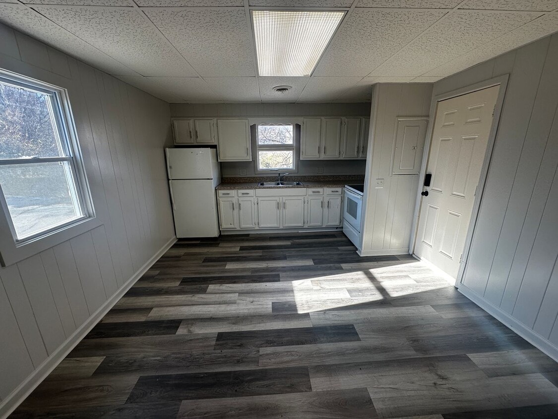 Foto principal - 4104 St Joseph Ave